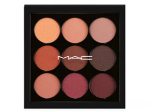 MAC Burgundy Times Nine far paleti